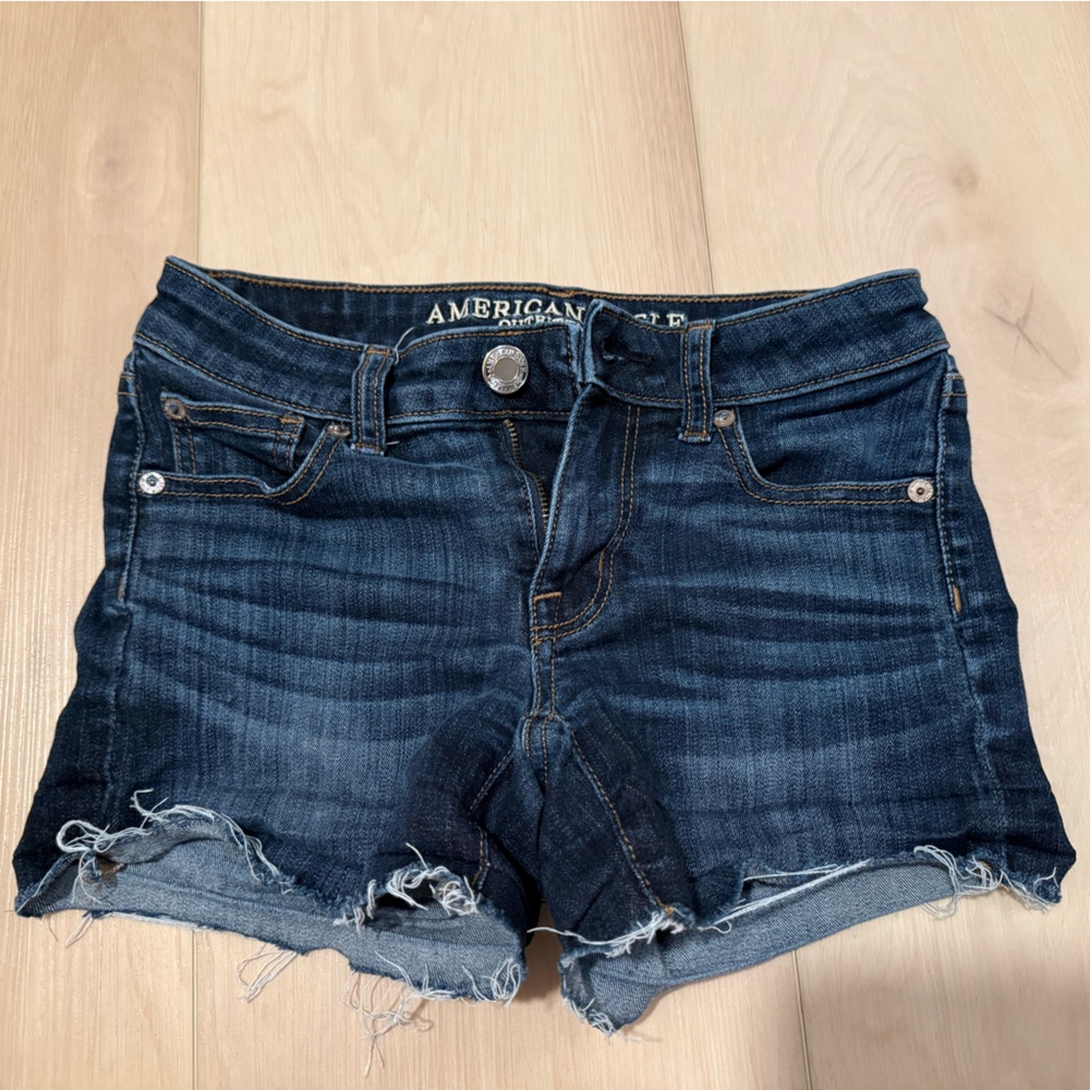 American Eagle Shortie jean shorts Women's size 00